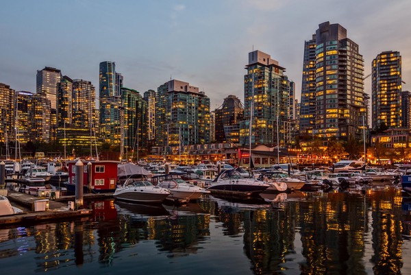 The Vancouver harbor area was a really diverse and interesting place to observe at different times of the day.
